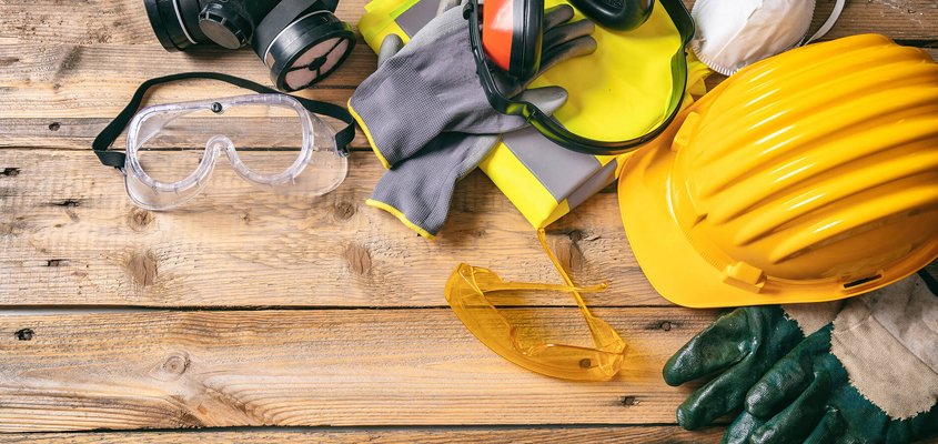 Exploring The Benefits of Safety Garments
